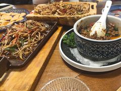 -雀舞云南菜(天津天河城购物中心店)