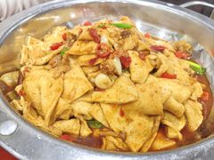 -湖南人家湘菜馆(镇江路店)