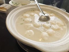 鱼元汤-鱼头泡饭·湖北菜·非物质文化遗产(岳家嘴总店)