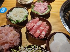 -乐闹闹重庆火鍋(民治店)