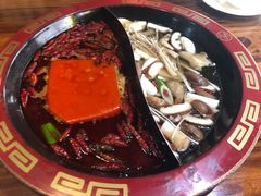 -庄老幺火锅(娄山关路店)