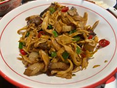 -富正毅三下锅(体育馆店)