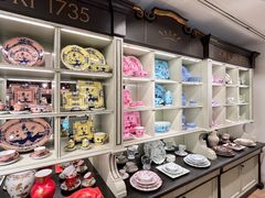 -文艺复兴百货(米兰大教堂广场店)