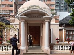 -香港大学