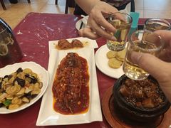 -侬佳蒸菜馆(听潮店)