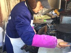 -正宗杂粮煎饼香软鸡蛋饼