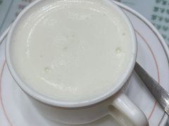 杏汁鲜牛奶-义顺牛奶公司(新马路老店)