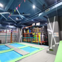 -反弹蹦床公园·亲子乐园·团建·派对(尚品奥莱店)