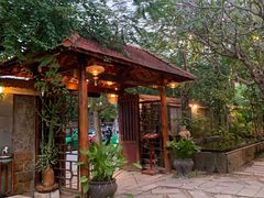 -Lam Vien Restaurant