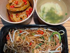 特色鸡蛋肉丝炒米粉-赣南粉局·江西小炒·锅气炒粉(巴黎春天店)