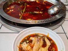 -蛙一刀·麻椒鱼火锅(金仙桥店)