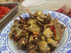 -江城燕子大排档(江汉路步行街店)