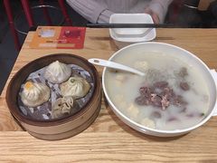 -芳婆糕团店(王府大街店)