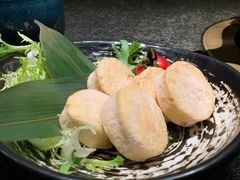 芝士鱼豆腐-湊湊火锅·茶憩(打浦桥日月光店)