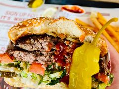 -The Habit Burger Grill 哈比特汉堡(复兴soho店)