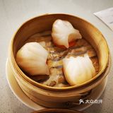 觉得他们家的虾饺好好吃，一个人吃份量足够