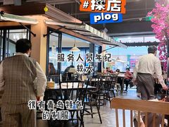 大堂-前海沿·青岛菜(李沧万达店)