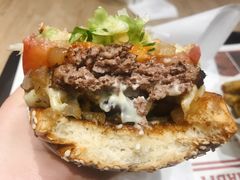 -The Habit Burger Grill 哈比特汉堡(爱琴海店)