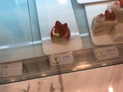 -花花卷卷·鲜食蛋糕(静安久光百货店)