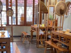 -大众跷脚牛肉馆·非遗传承单位(峨眉山店)