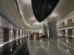 -上海滴水湖皇冠假日酒店