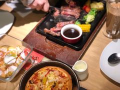 -必胜客(WOW中心城店)