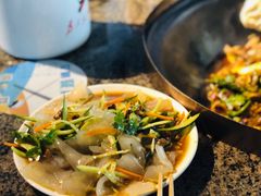 东北拉皮-缘福乡村铁锅炖民宿(八达岭店)