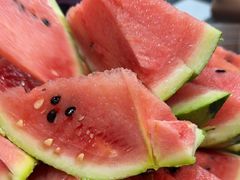 -愉肴麻辣香锅(中山路店)