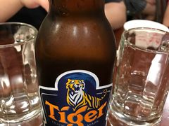 -Dang restaurant (patong phuket)