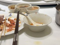 -红鼎豆捞·非遗鲍皇汤火锅(宝丰路店)