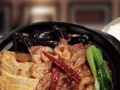 -万和春排骨砂锅米饭(新业广场店)