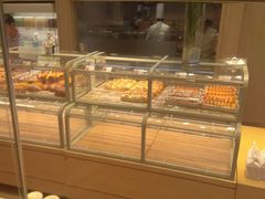 面包甜点陈列柜-好利来(东直门银座店)