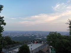 -紫金山山顶公园
