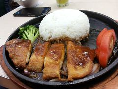 -佰搭果·广式茶餐厅(西华路店)