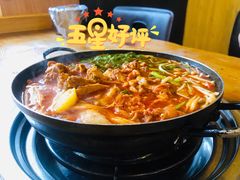 土豆排骨火锅-喇喇排骨火锅·传统韩式脊骨汤(望京西园总店)