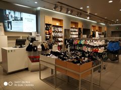 -H&M(华润万象城店)