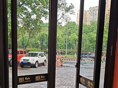 -老船舫·现做活鲜鱼馆(东郊记忆店)