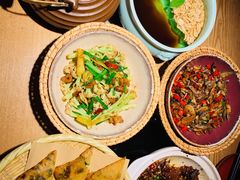 -吃饭皇帝大(解放西路店)