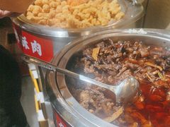 -罗二娘·鲜切牛自助火锅(罗湖东门步行街店)