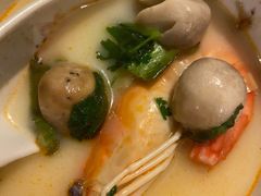 冬阴功-大头虾越式风味餐厅(光明广场店)