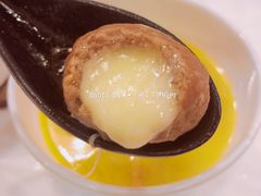 芝士包心牛丸-鲜入围煮花胶鸡海鲜火锅