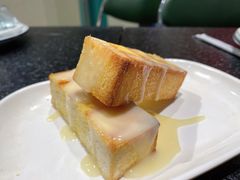 -何妹湿辣牛肉·粤式烧烤砂煲(桂雅路店)