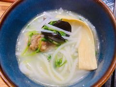 蒙自过桥米线-麦麦山云南菜(复地活力城店)