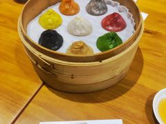-乐忻皇朝(上海中心大厦店)