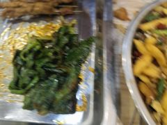 -江城燕子大排档(江汉路步行街店)