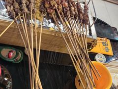 -喝丢一只鞋海鲜烧烤·海肠捞饭(东关街店)