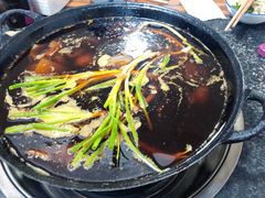 红汤锅底-石灰市毛记烧鸡公(解放碑店)