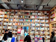 -百新书局(尚悦湾店)