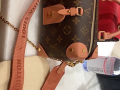 -LV路易威登(德基广场店)