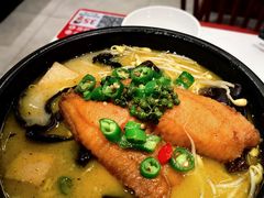 -渝是乎酸菜鱼(龙旗购物中心店)